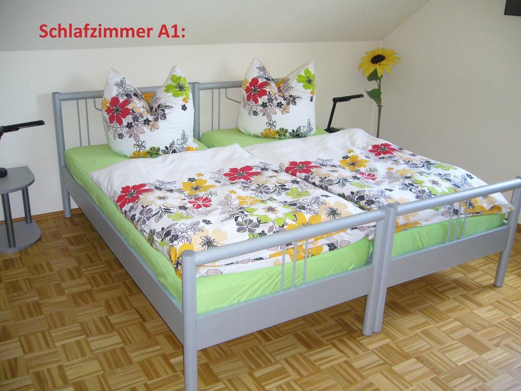 Ferienwohnungen 99A Weimar  Bagian luar foto